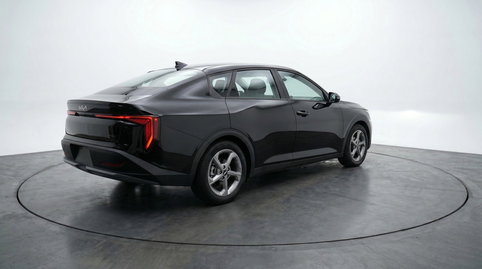 Used 2025 Kia K4 FWD image 7