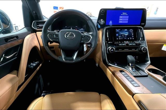 Certified 2025 Lexus LX 700h Luxury w/ Accessory Package (Z1) image 8