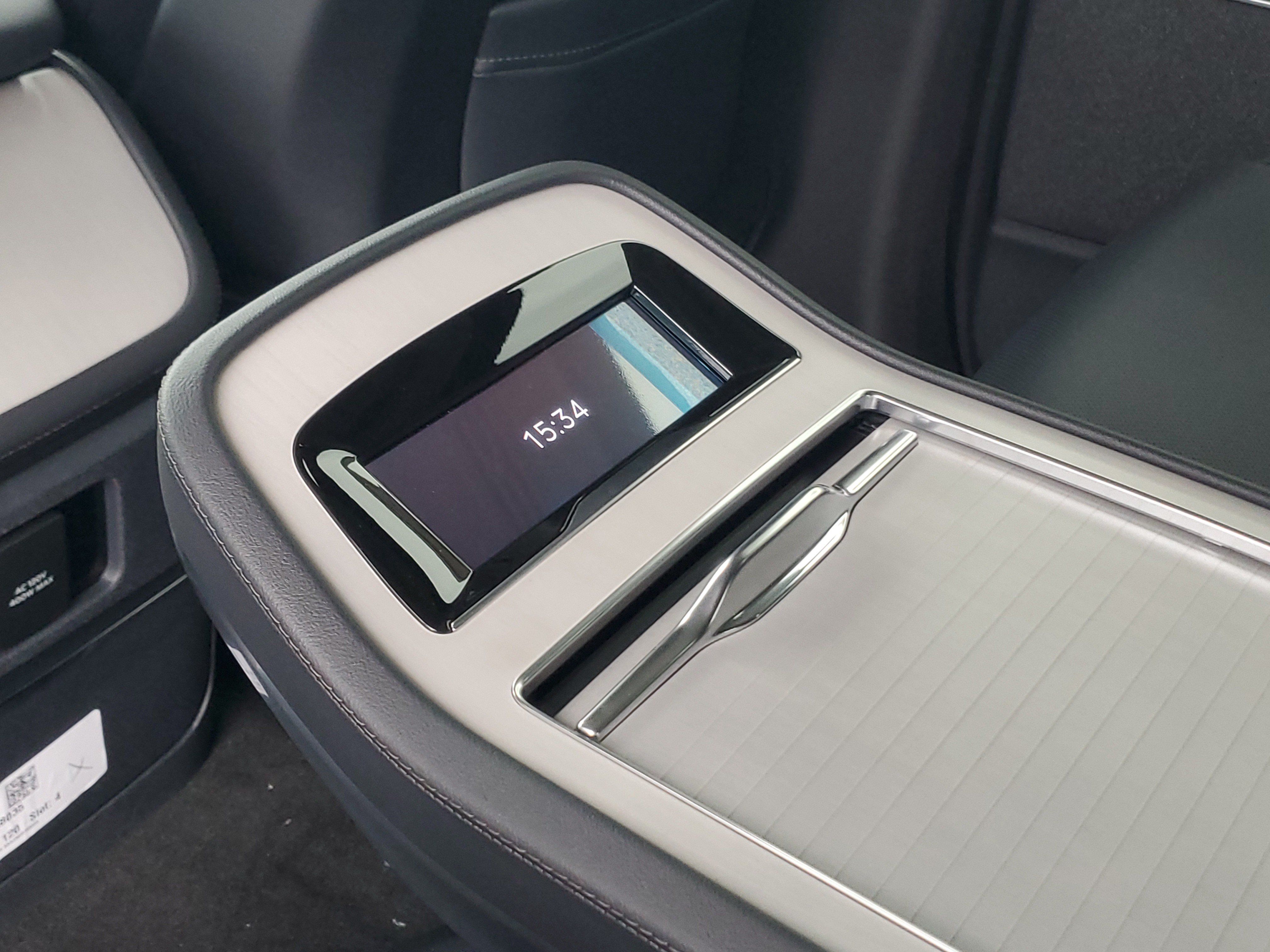 New 2026 Lincoln Navigator Reserve AWD/4WD image 28
