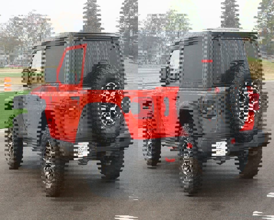 Used 2021 Jeep Wrangler Rubicon w/ Steel Bumper Group image 16