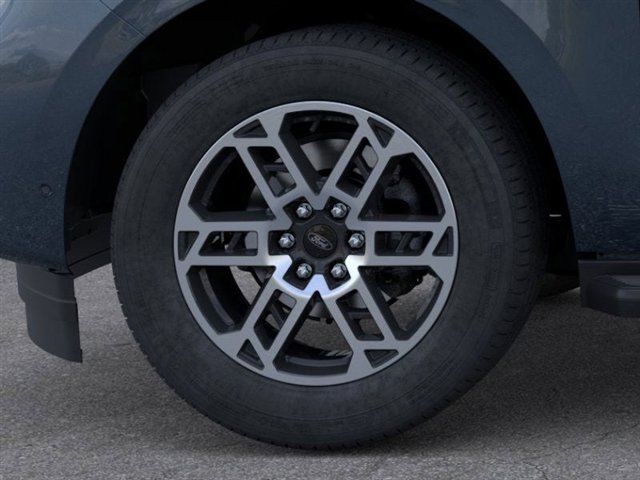 New 2025 Ford Expedition Active image 19