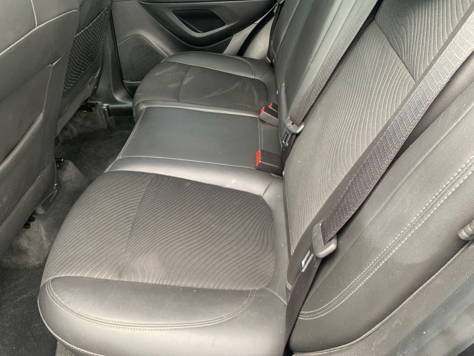 Used 2014 Buick Encore FWD image 7