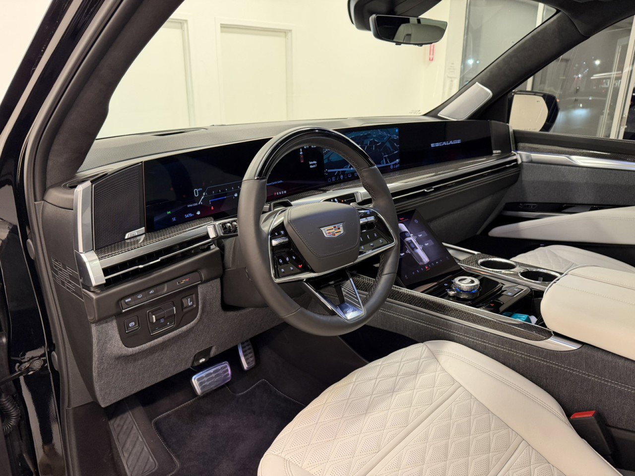 Used 2025 Cadillac Escalade V image 27