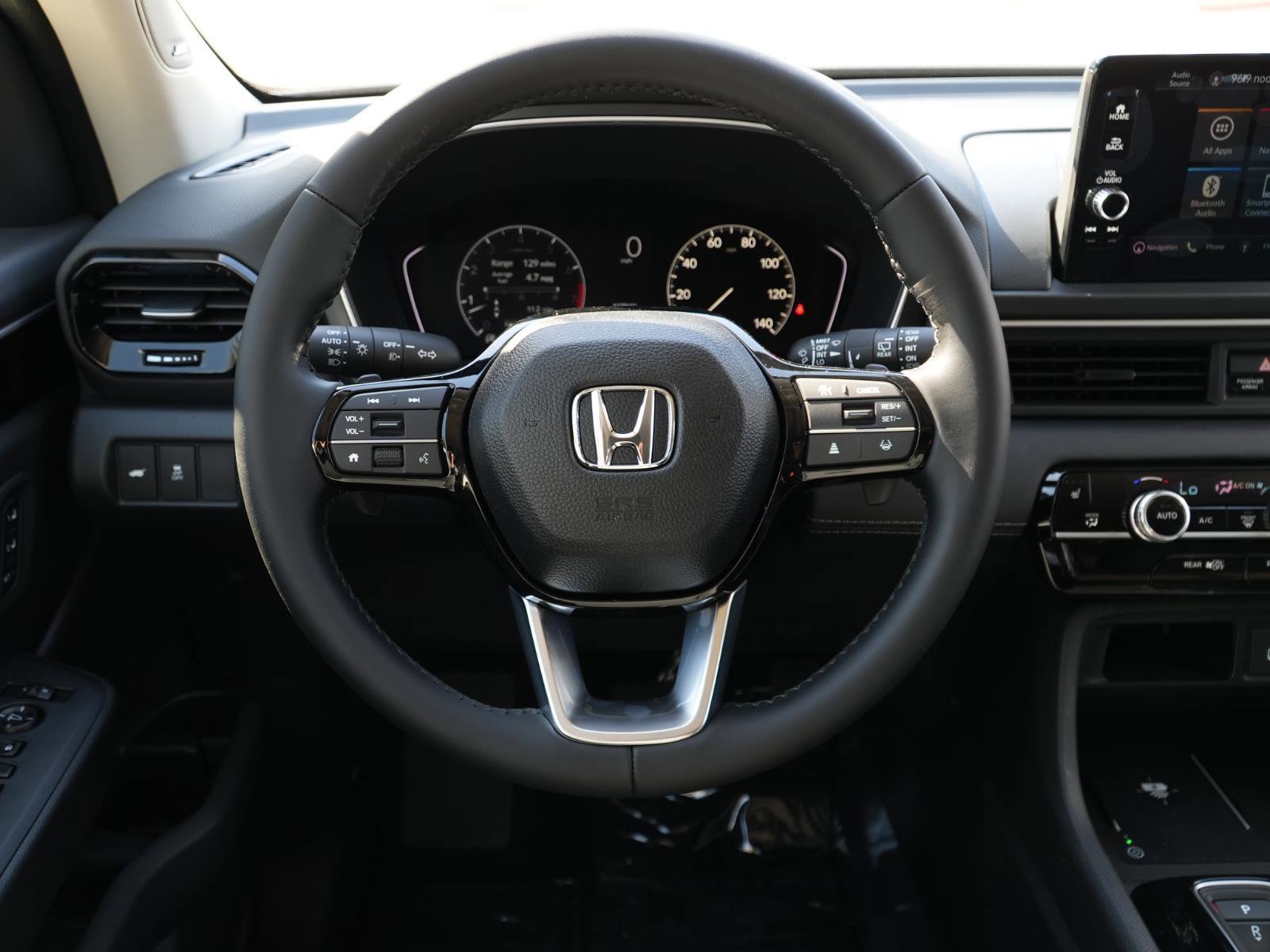 New 2025 Honda Pilot Touring image 21