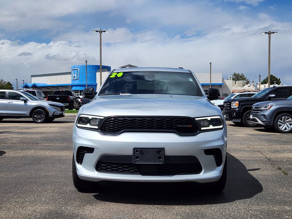 Used 2024 Dodge Durango GT AWD/4WD image 3