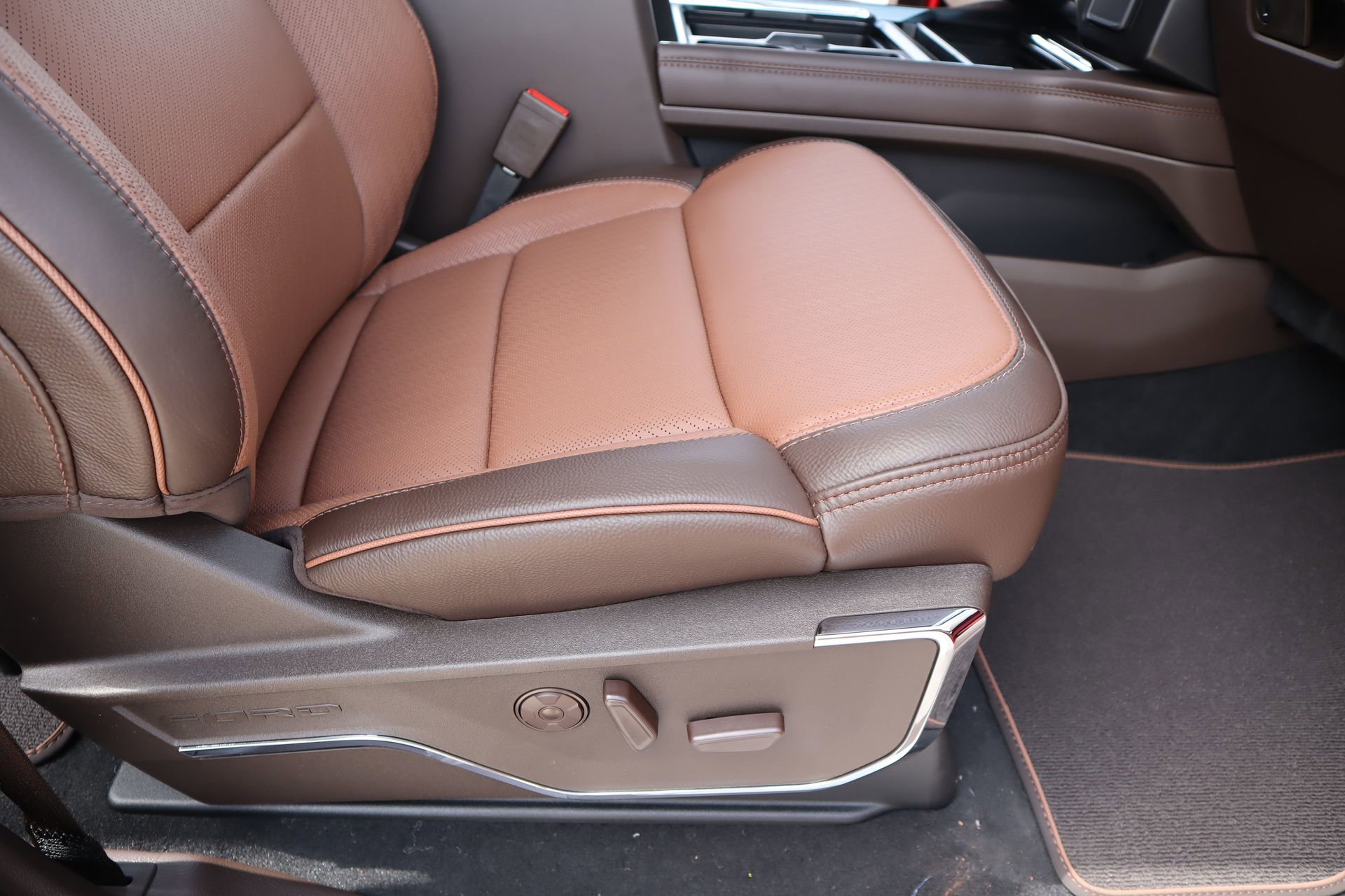 New 2026 Ford F250 King Ranch AWD/4WD image 15