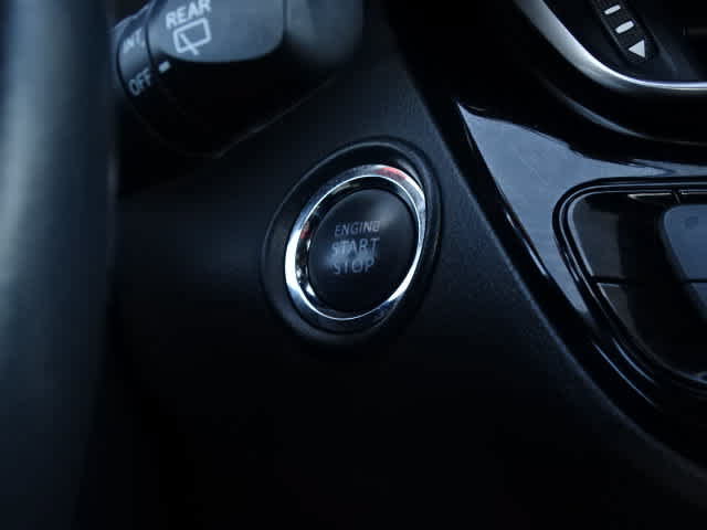 Certified 2021 Toyota C-HR XLE FWD image 29