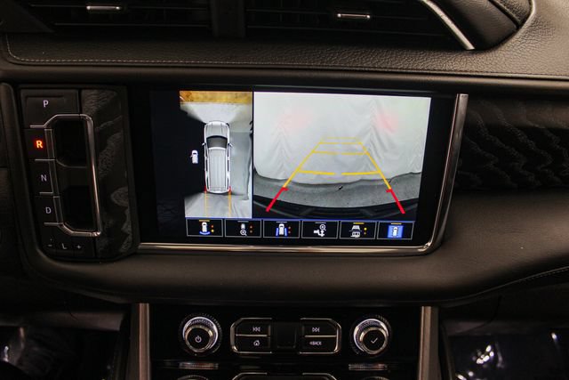 Used 2023 GMC Yukon Denali AWD/4WD image 34
