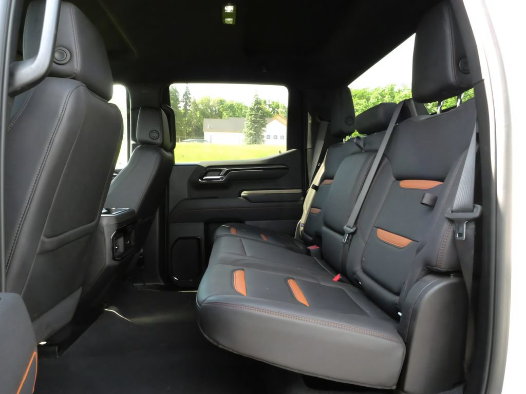 Used 2025 GMC Sierra 1500 AT4 AWD/4WD image 24