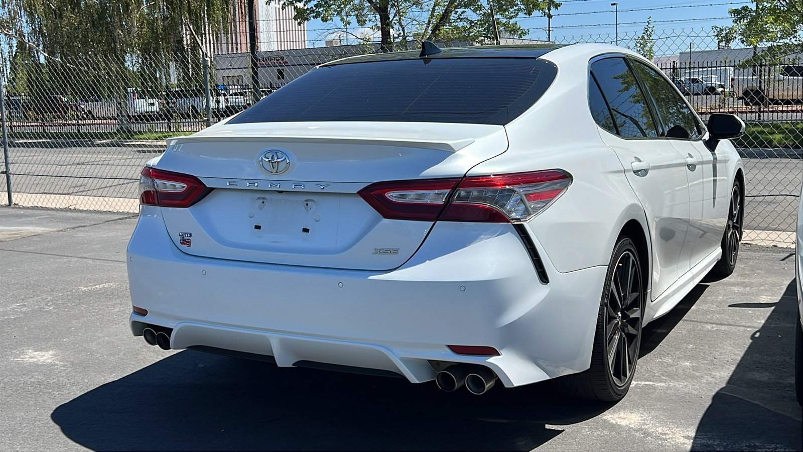 Used 2019 Toyota Camry XSE w/ Driver Assist Package FWD image 3