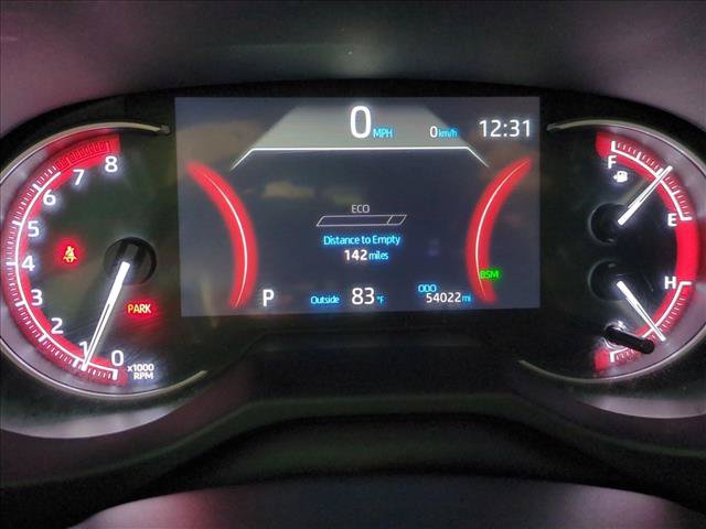 Used 2025 Toyota RAV4 XLE FWD image 11