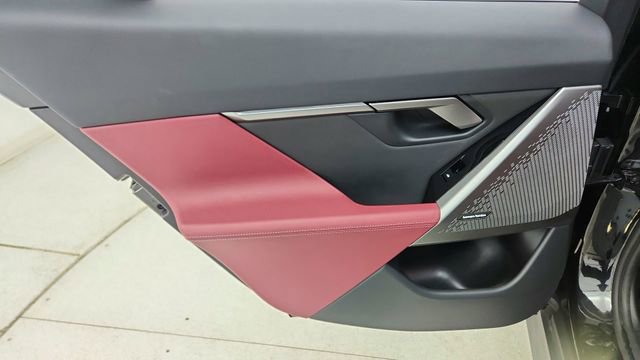 Used 2026 BMW 540i xDrive image 33