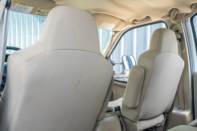 Used 2005 Ford F350 Lariat RWD image 32