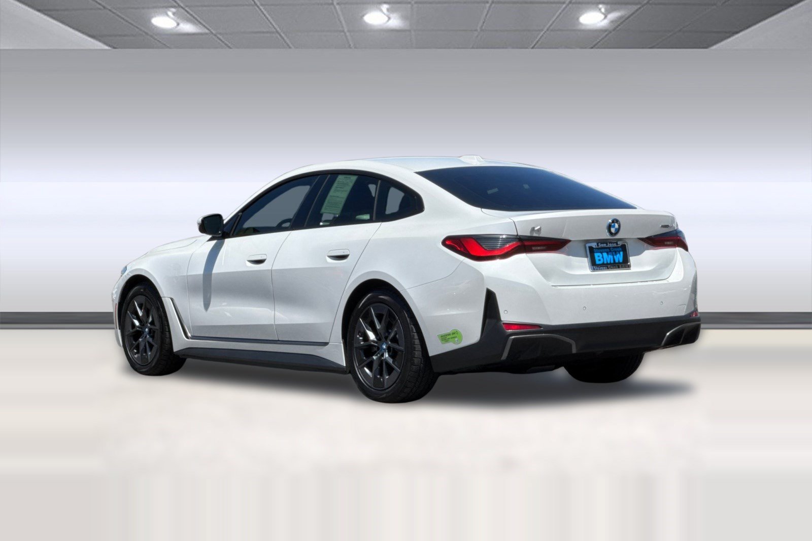 Used 2023 BMW i4 eDrive35 w/ Premium Package RWD image 3