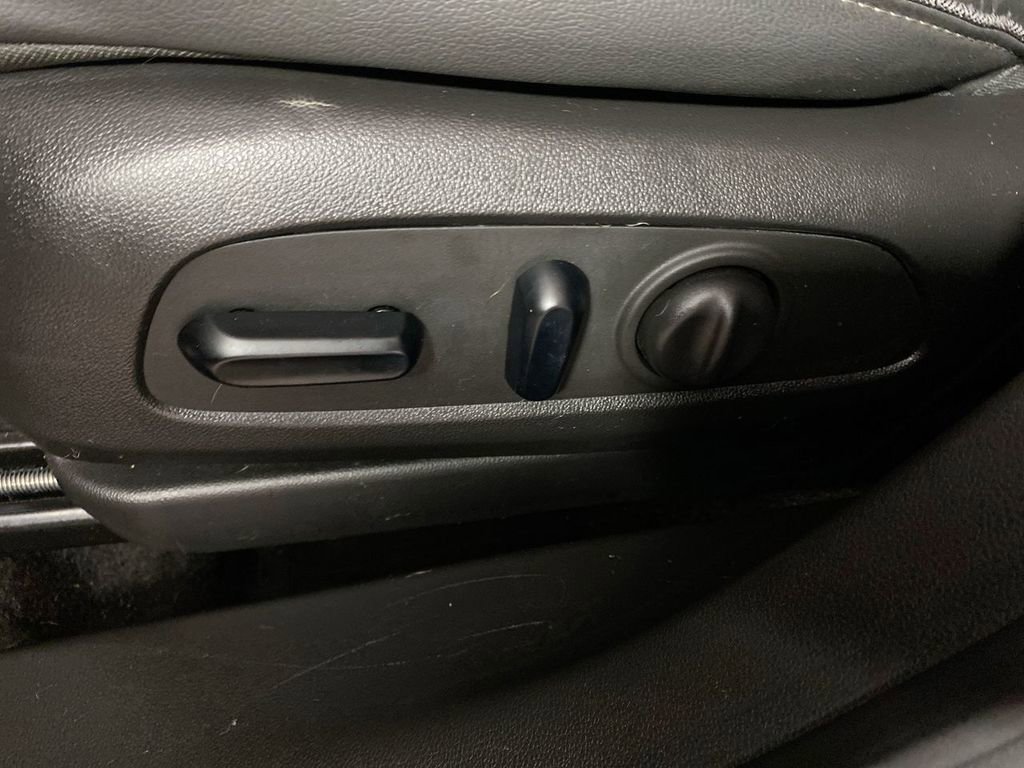 Certified 2023 Buick Encore GX Select image 12