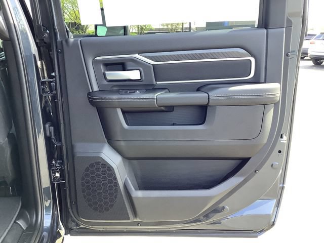 New 2026 RAM 2500 Big Horn AWD/4WD image 36