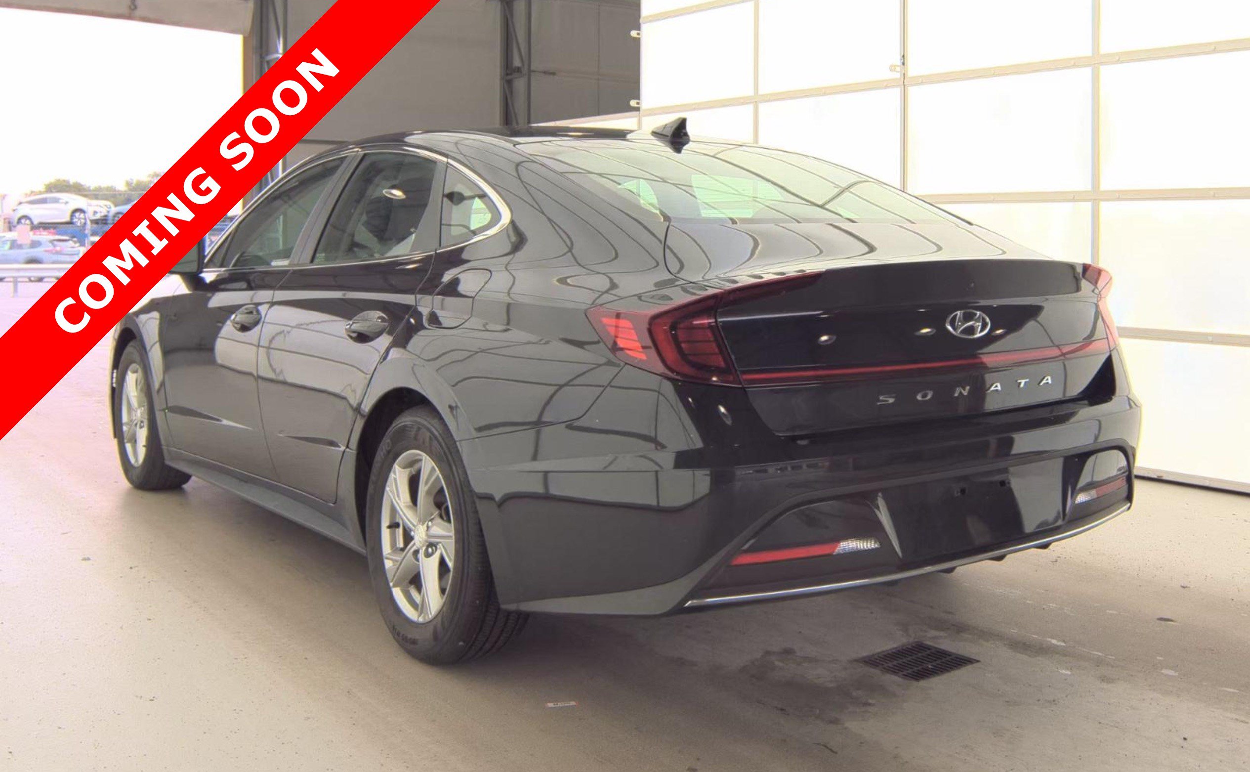 Used 2023 Hyundai Sonata SE FWD image 4
