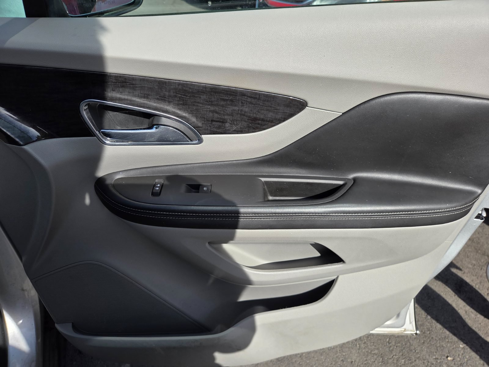 Used 2013 Buick Encore FWD image 14