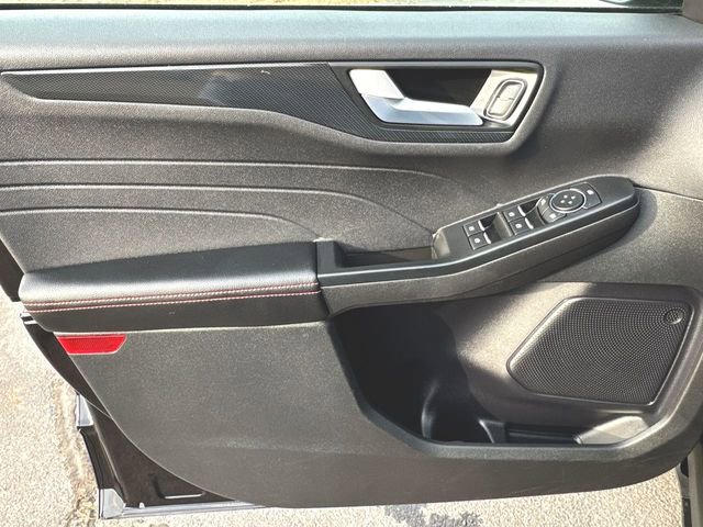 Used 2025 Ford Escape ST-Line image 21
