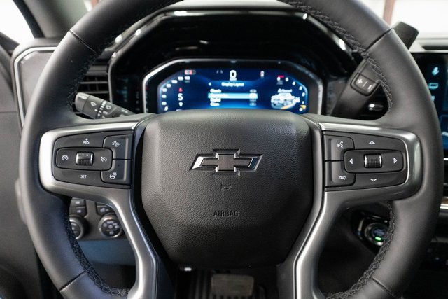 Used 2025 Chevrolet Silverado 2500 LT w/ Trail Boss Package image 3