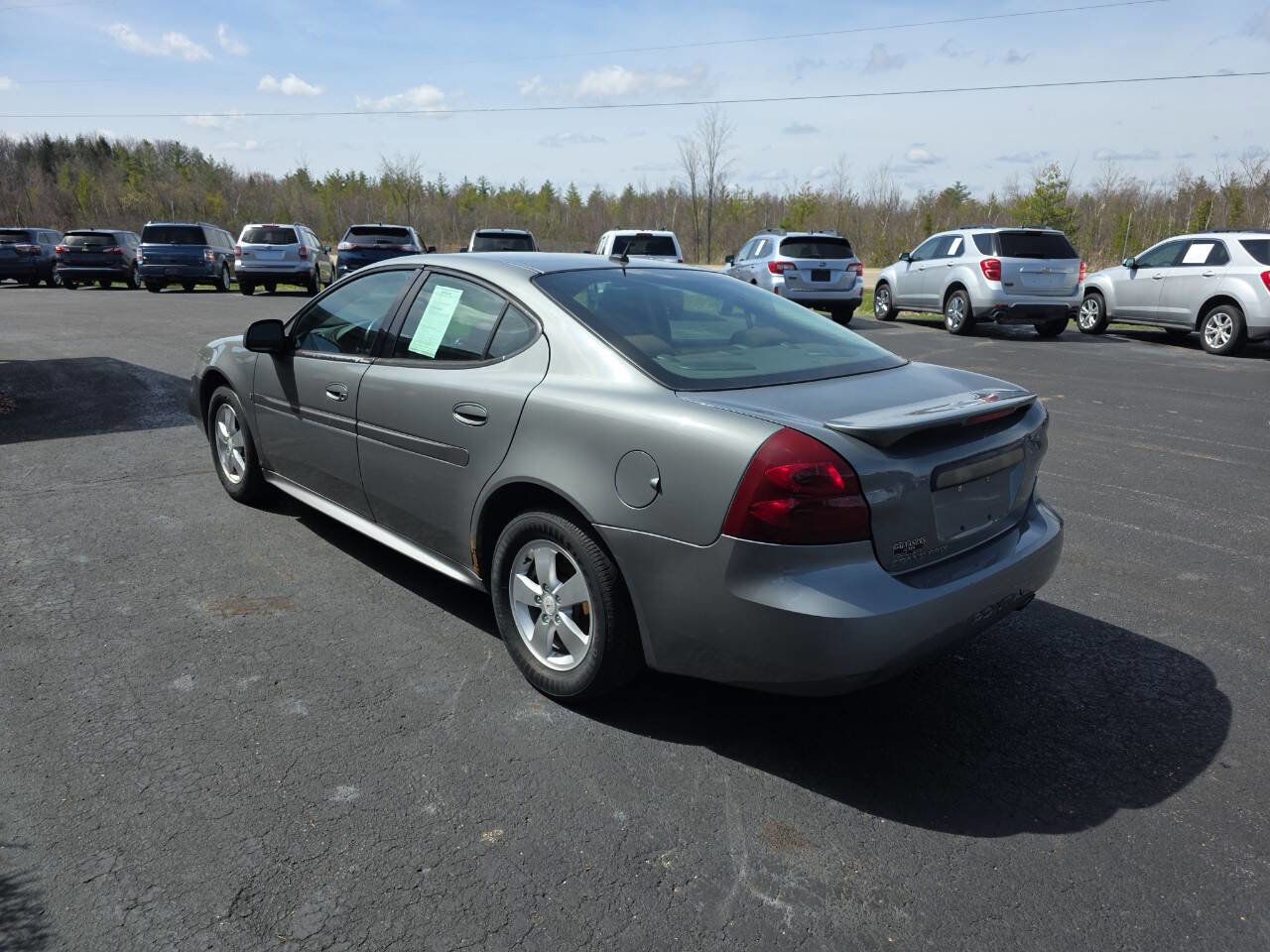 Used 2008 Pontiac Grand Prix w/ Preferred Package FWD image 8