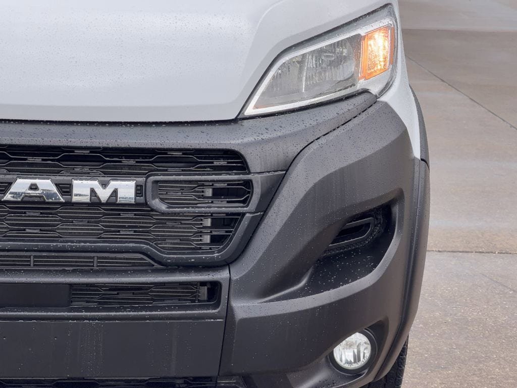Used 2026 RAM ProMaster 2500 w/ Convenience Group FWD image 4