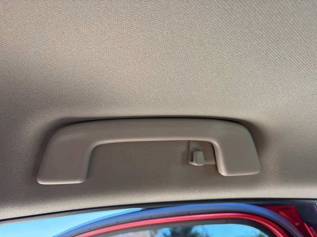 Used 2022 MAZDA MAZDA3 s image 43