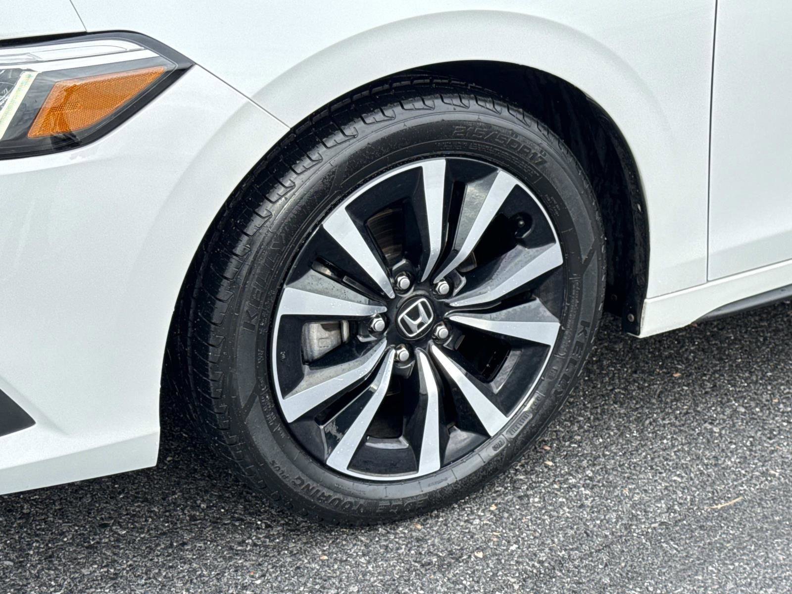 Used 2023 Honda Civic EX-L image 29