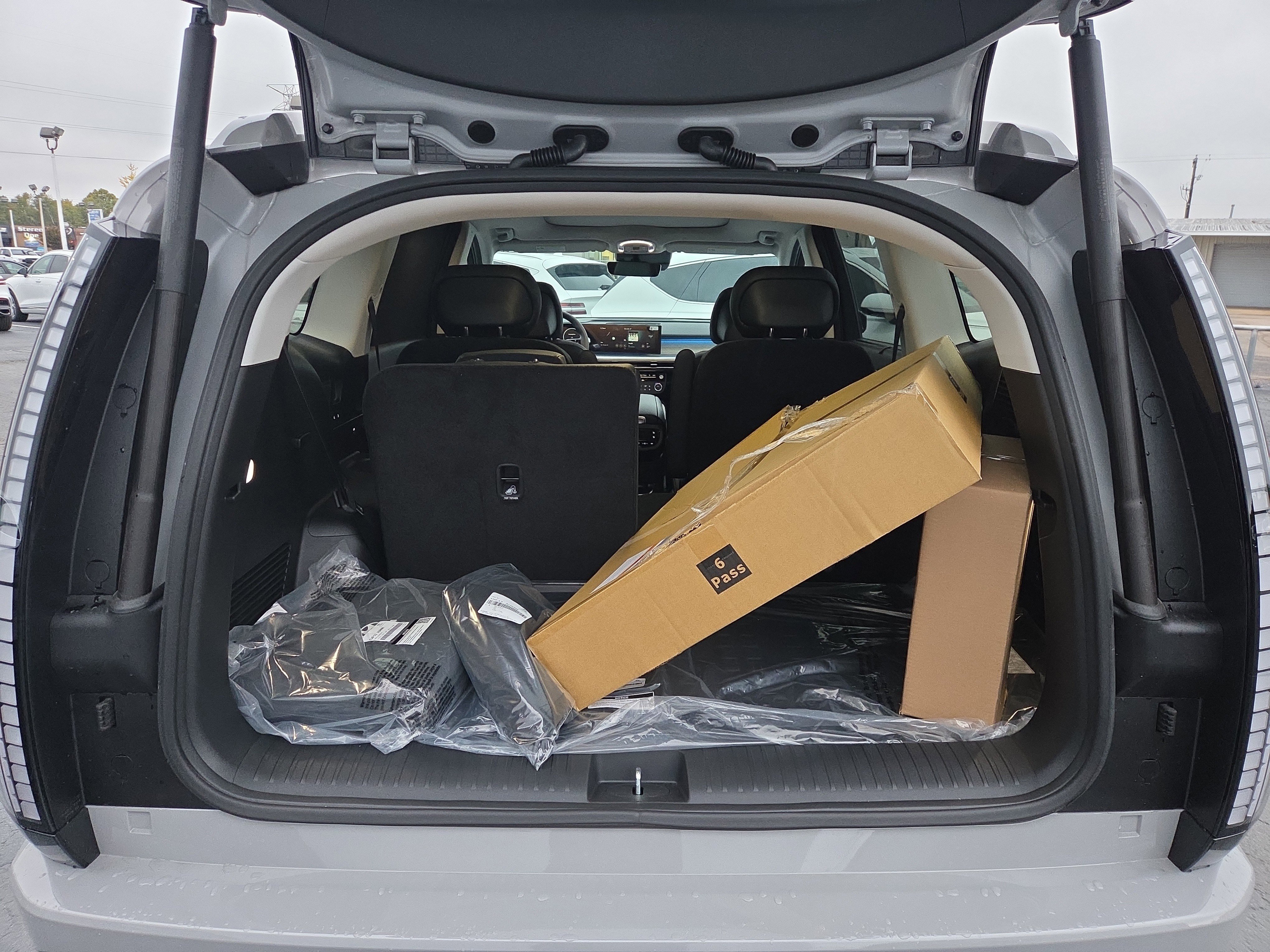 New 2026 Hyundai Ioniq 9 Limited image 9