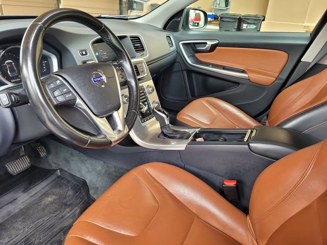 Used 2018 Volvo S60 T5 Inscription w/ Technology Package FWD image 12