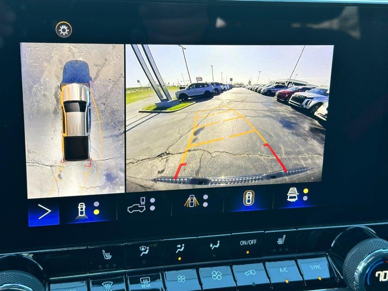 Used 2024 Chevrolet Colorado Z71 w/ Z71 Convenience Package 2 image 25