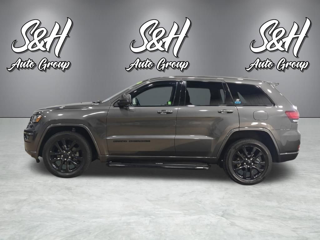 Used 2019 Jeep Grand Cherokee Altitude AWD/4WD image 16