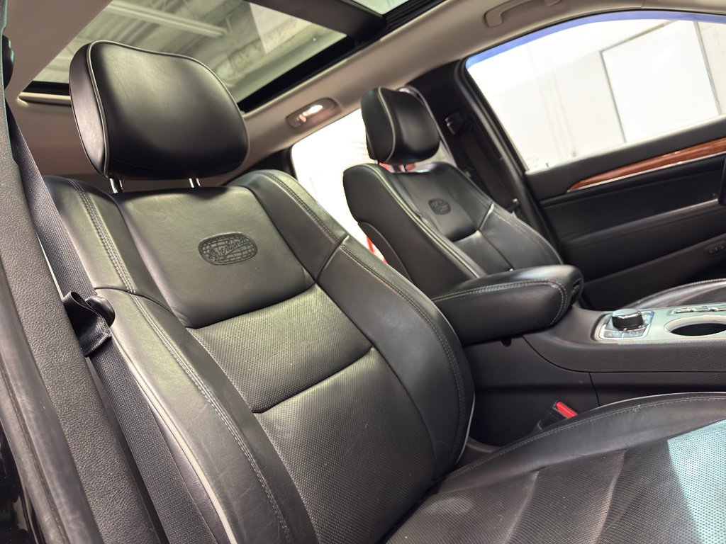 Used 2012 Jeep Grand Cherokee Overland image 22