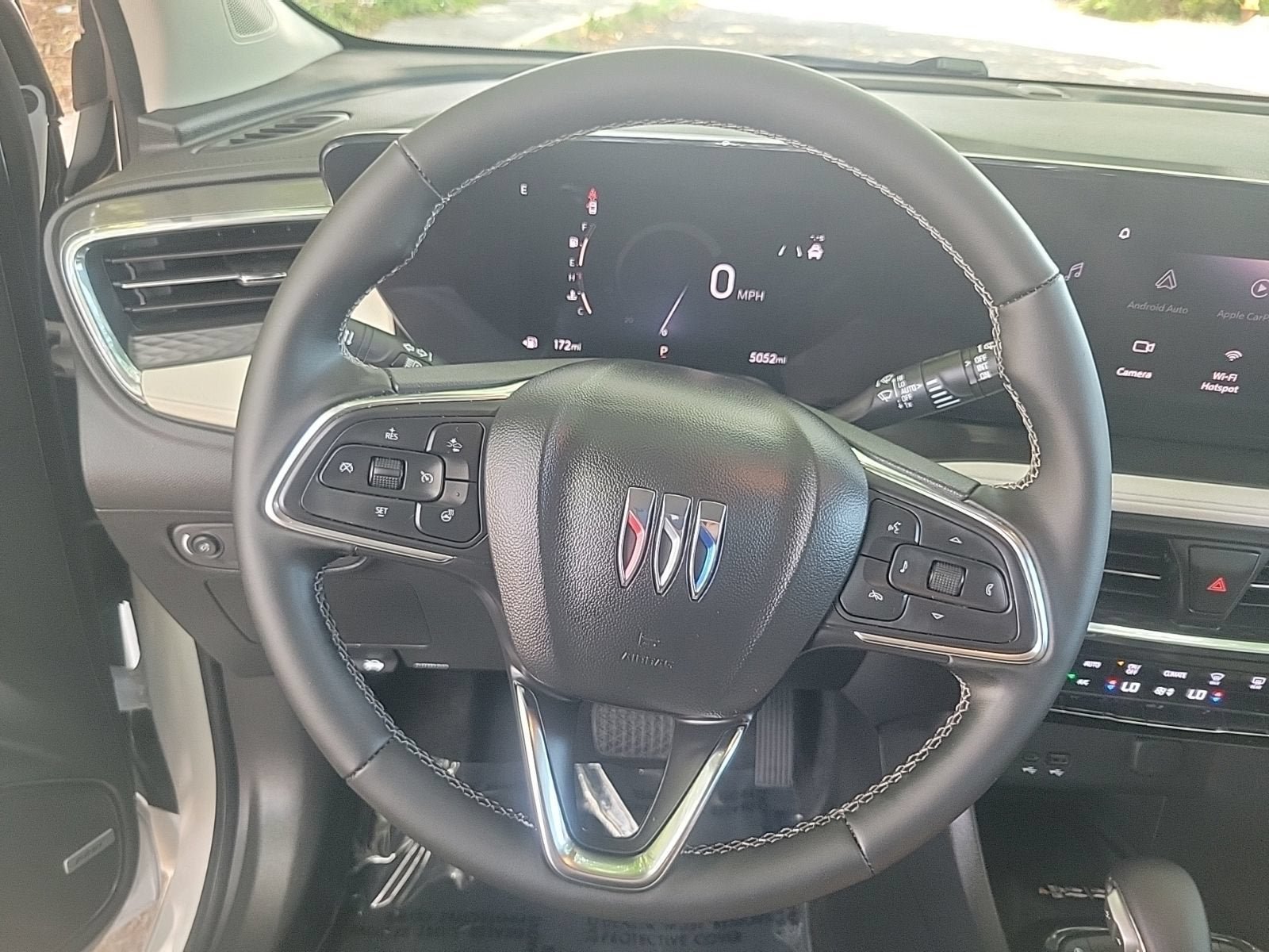Used 2024 Buick Encore GX Avenir w/ Avenir Technology Package FWD image 23