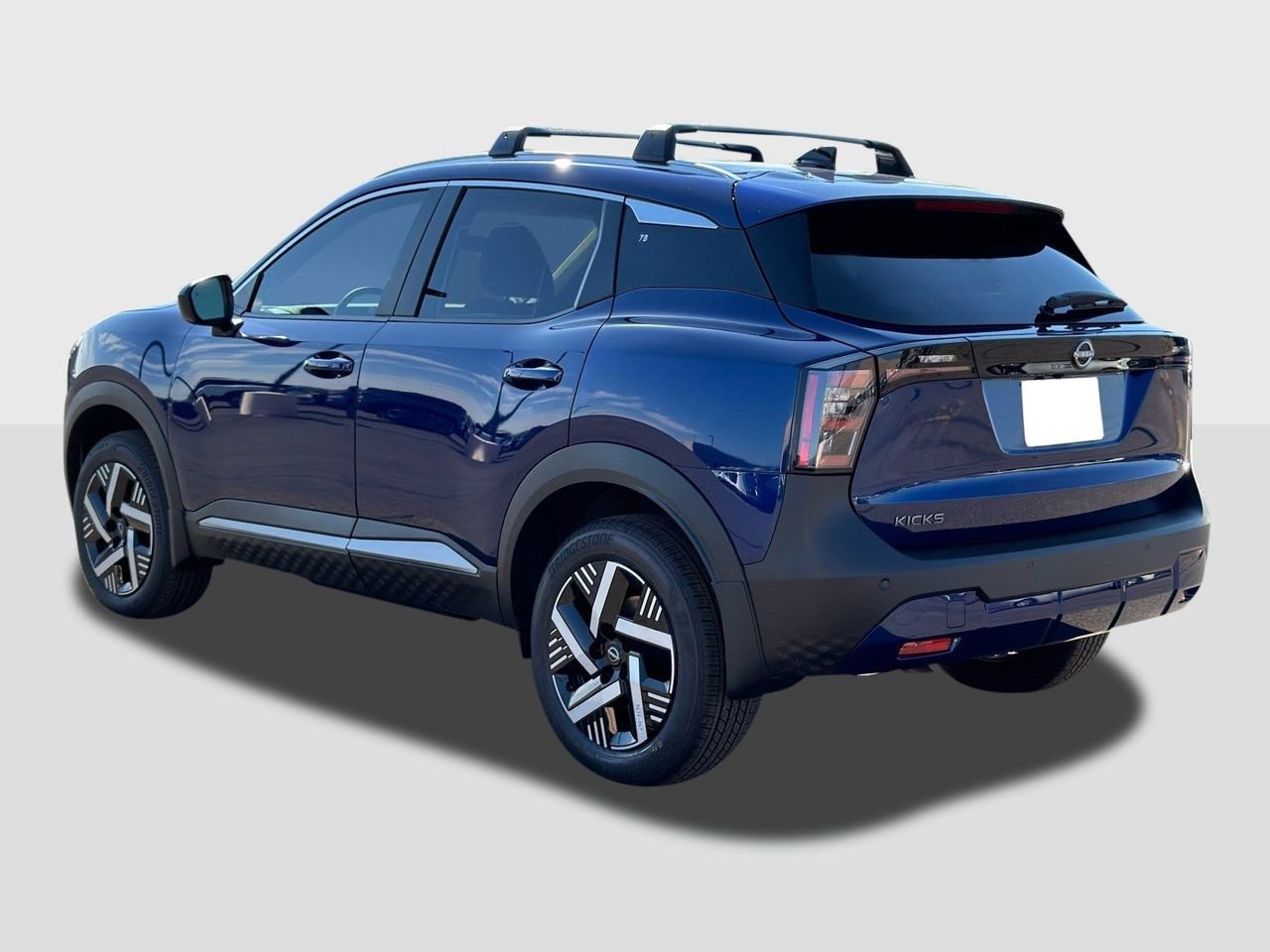 New 2026 Nissan Kicks SV w/ Cold Weather Package FWD image 3