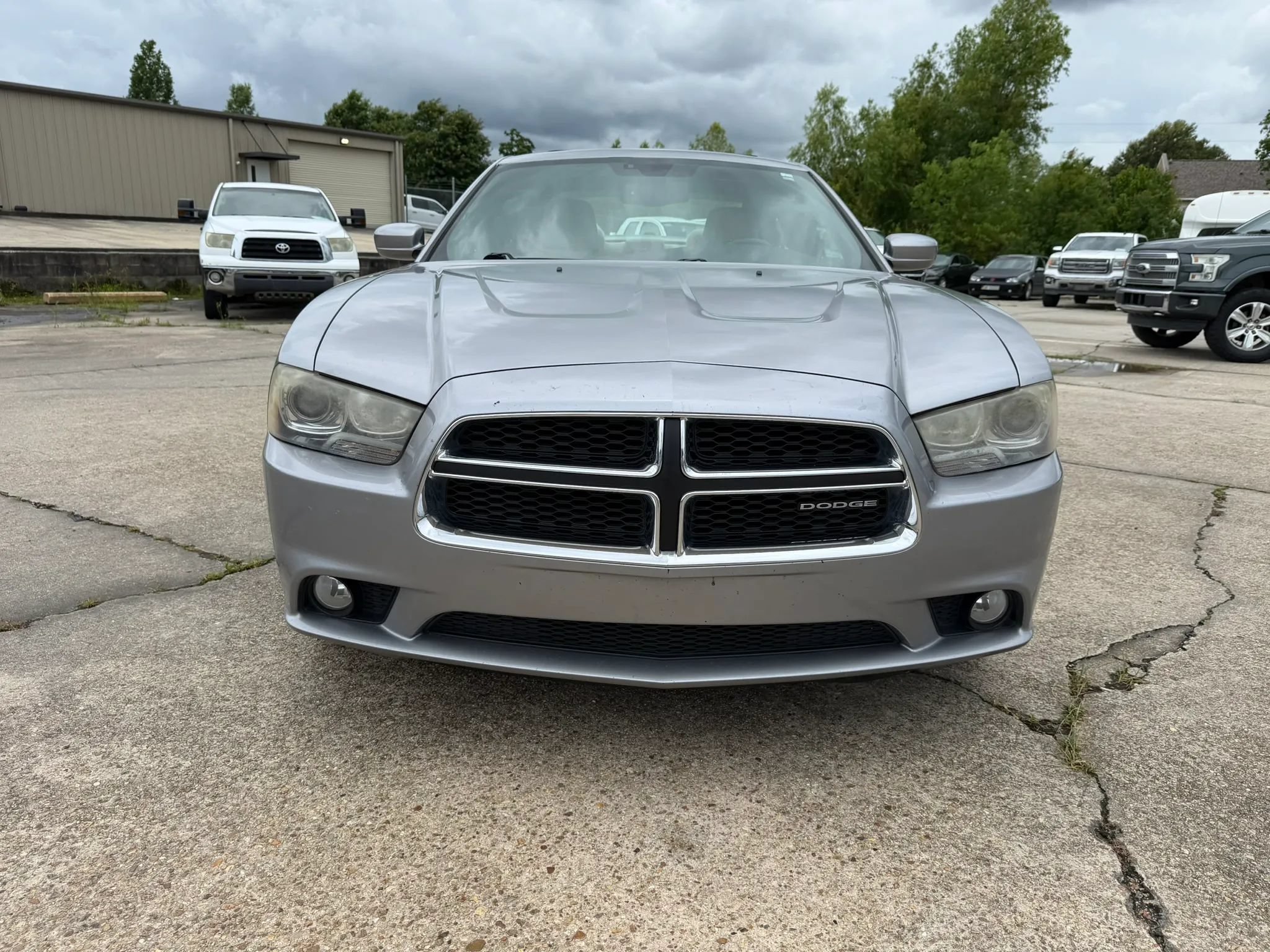 Used 2011 Dodge Charger R/T w/ Wheels & Tunes Group RWD image 8