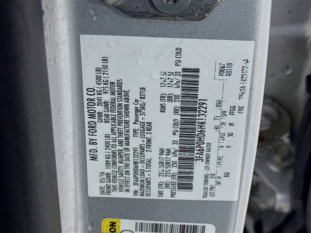 Used 2017 Ford Fusion SE FWD image 39