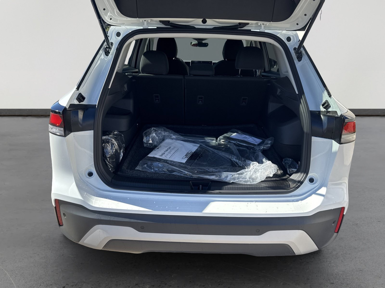 New 2026 Volkswagen Tiguan S FWD image 6