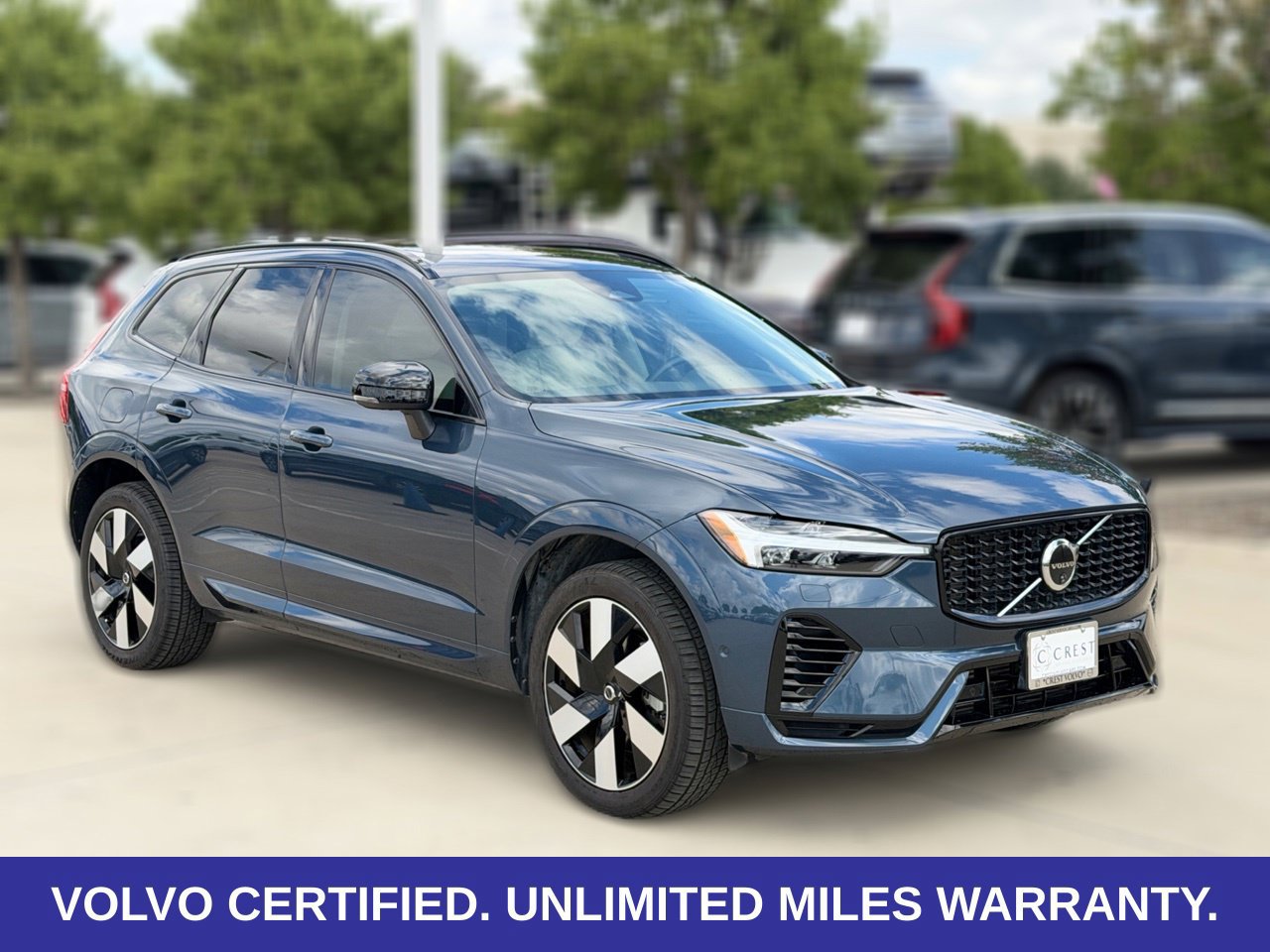 Certified 2025 Volvo XC60 T8 Plus w/ Protection Package Premier AWD/4WD image 6