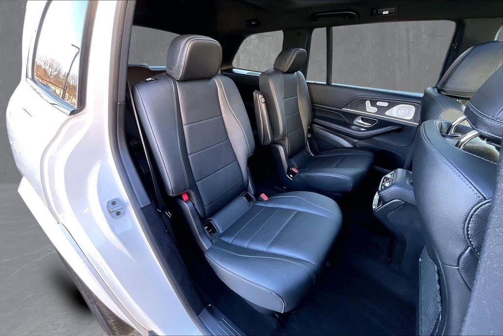 Used 2022 Mercedes-Benz GLS 450 4MATIC image 24