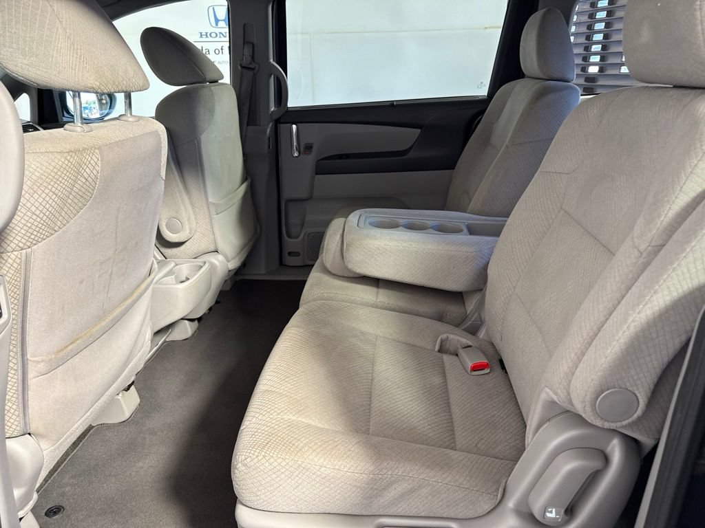 Used 2016 Honda Odyssey SE image 12