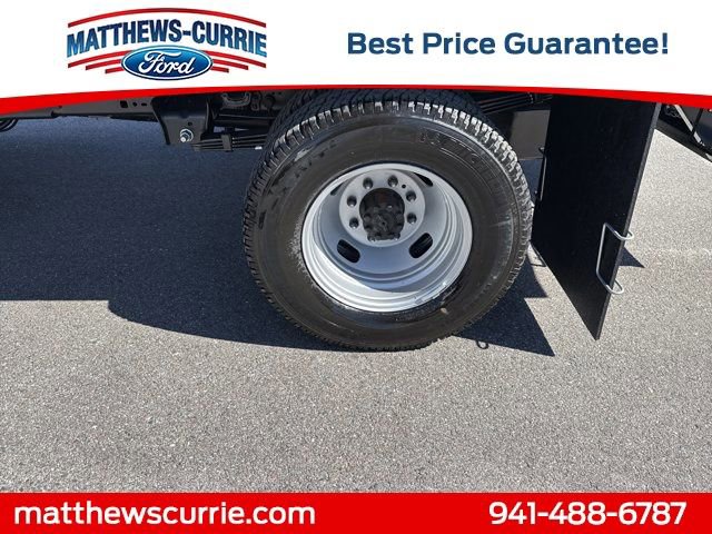 New 2026 Ford F350 XL w/ XL Chrome Package image 15