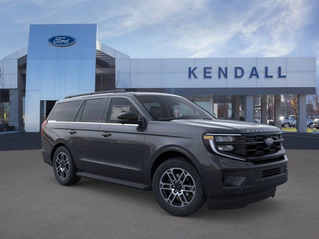 Used 2026 Ford Expedition Active AWD/4WD image 7