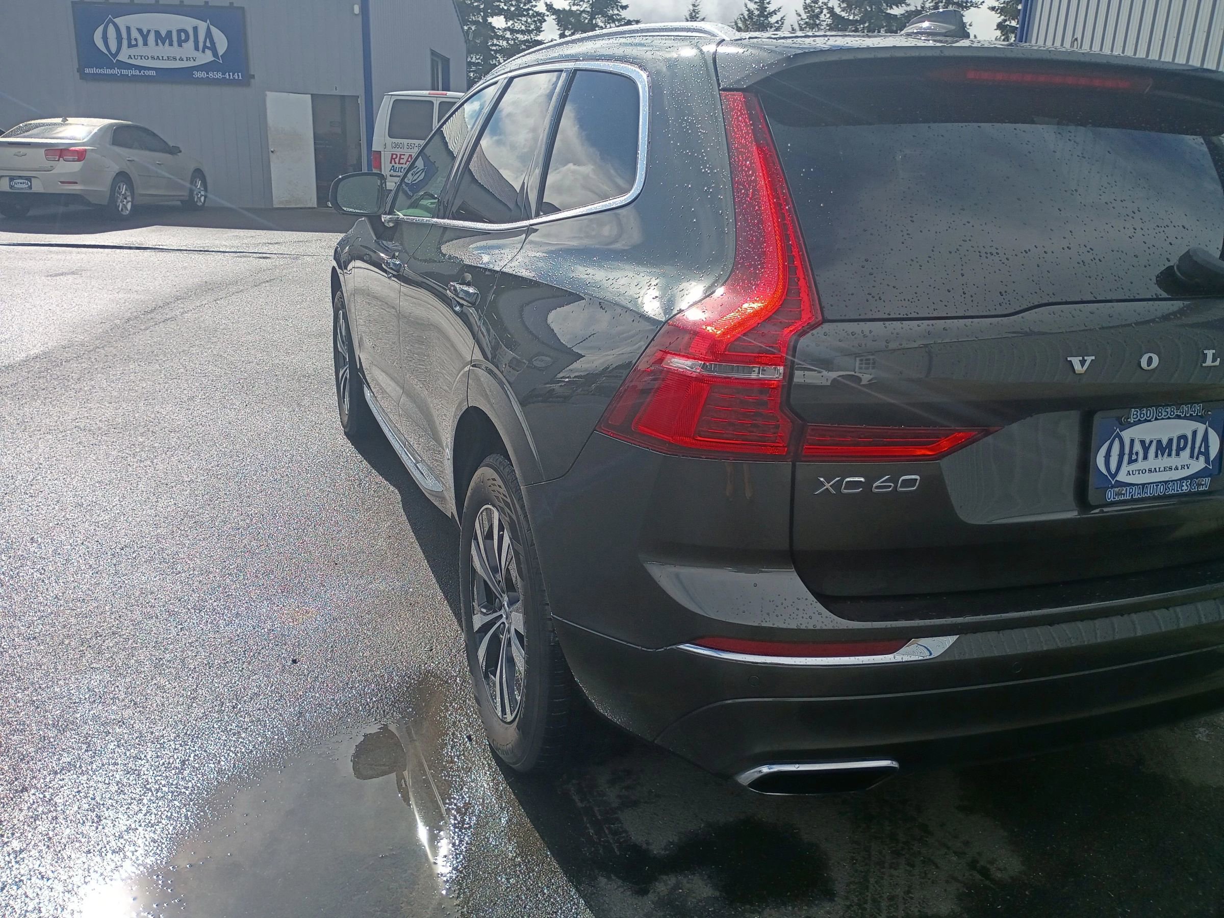 Used 2021 Volvo XC60 T8 Inscription Expression AWD/4WD image 15