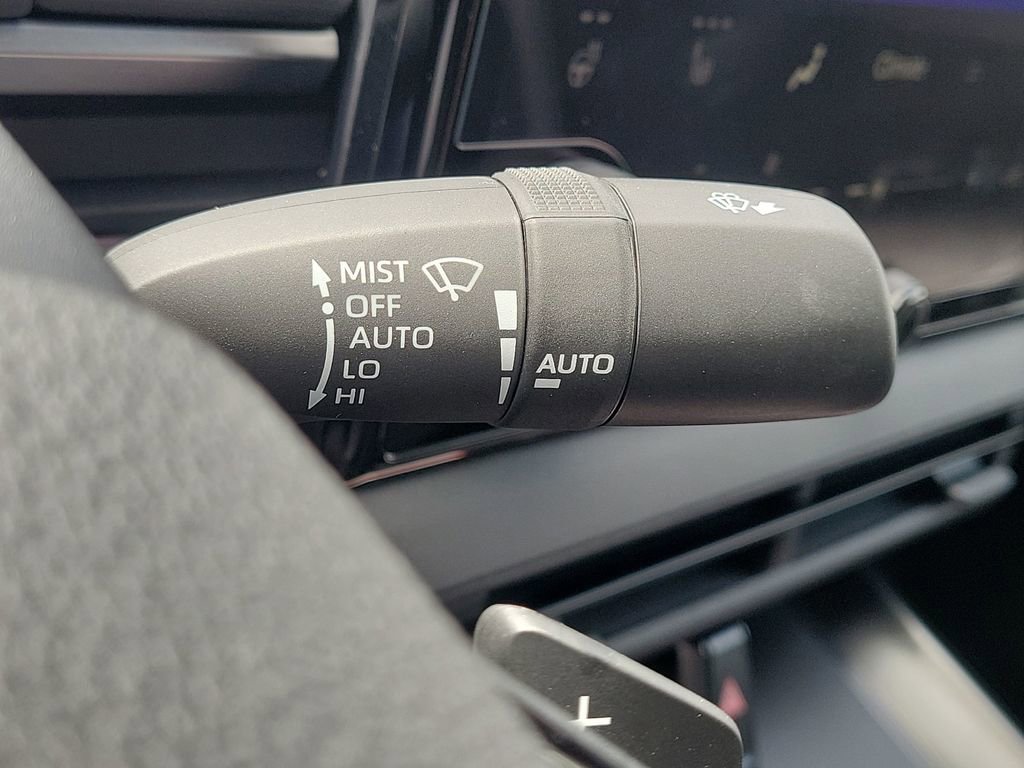 New 2026 Toyota C-HR image 12