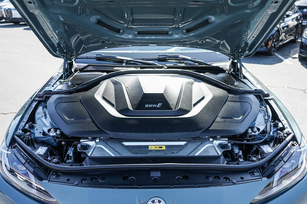 Certified 2025 BMW i4 xDrive40i AWD/4WD image 26