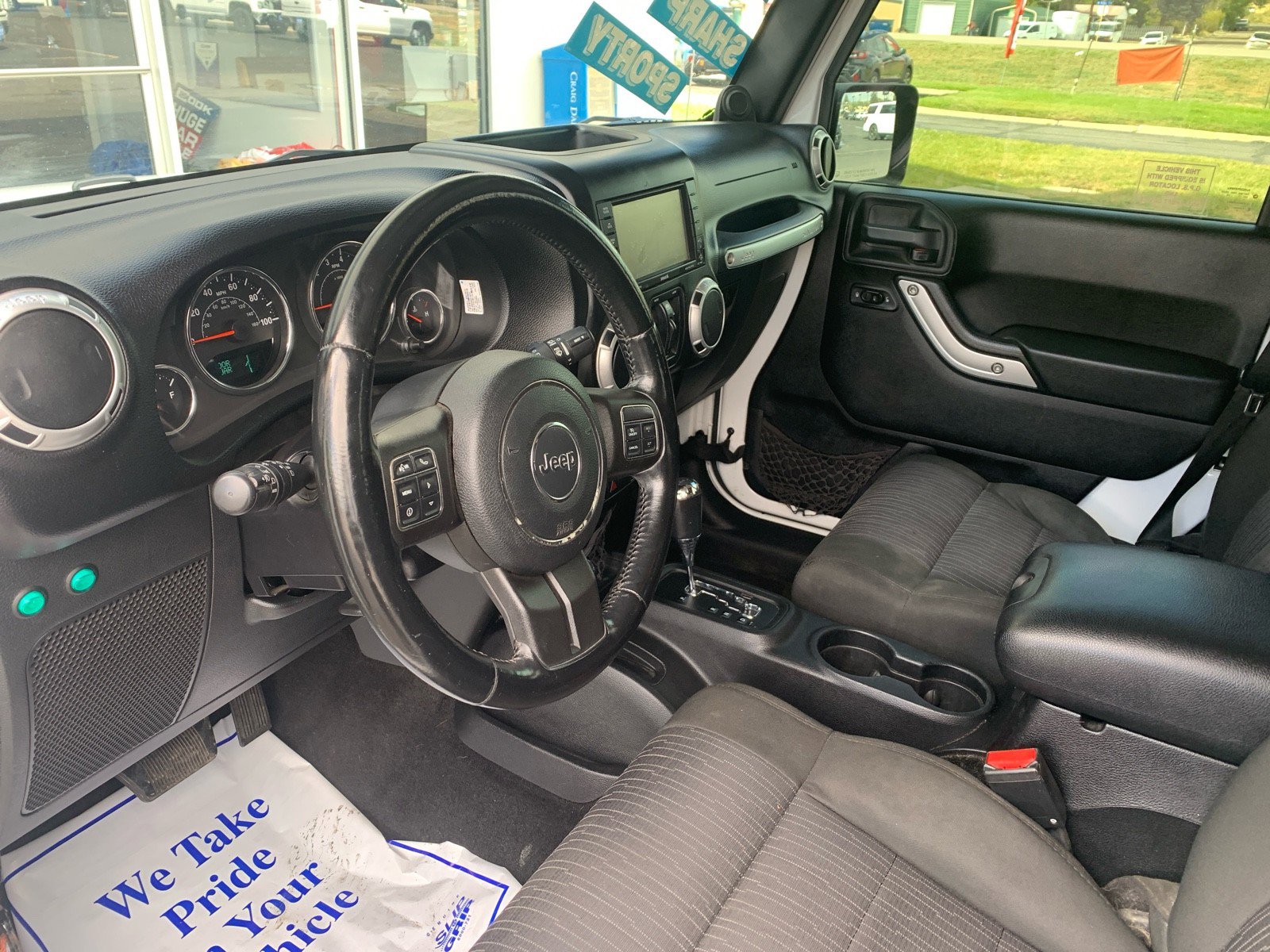 Used 2012 Jeep Wrangler Unlimited Sahara w/ Connectivity Group image 8