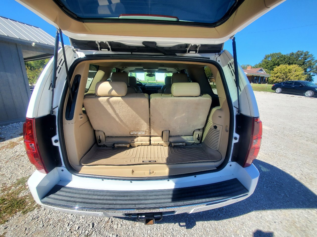 Used 2013 Chevrolet Tahoe LTZ image 23