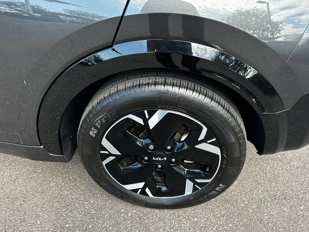 Used 2023 Kia Niro Wind FWD image 11