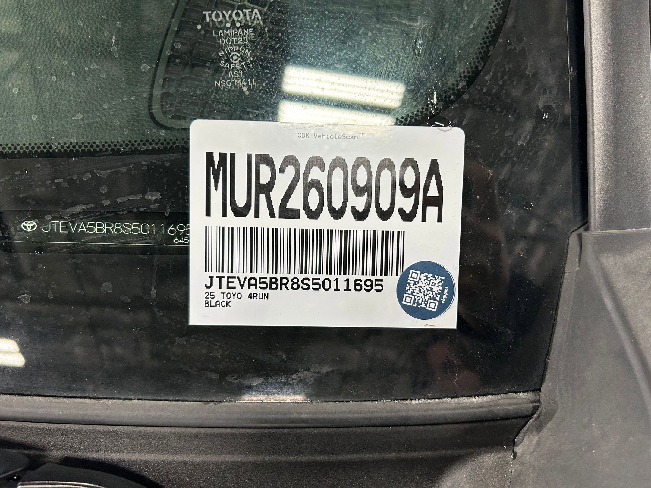 Used 2025 Toyota 4Runner SR5 AWD/4WD image 33